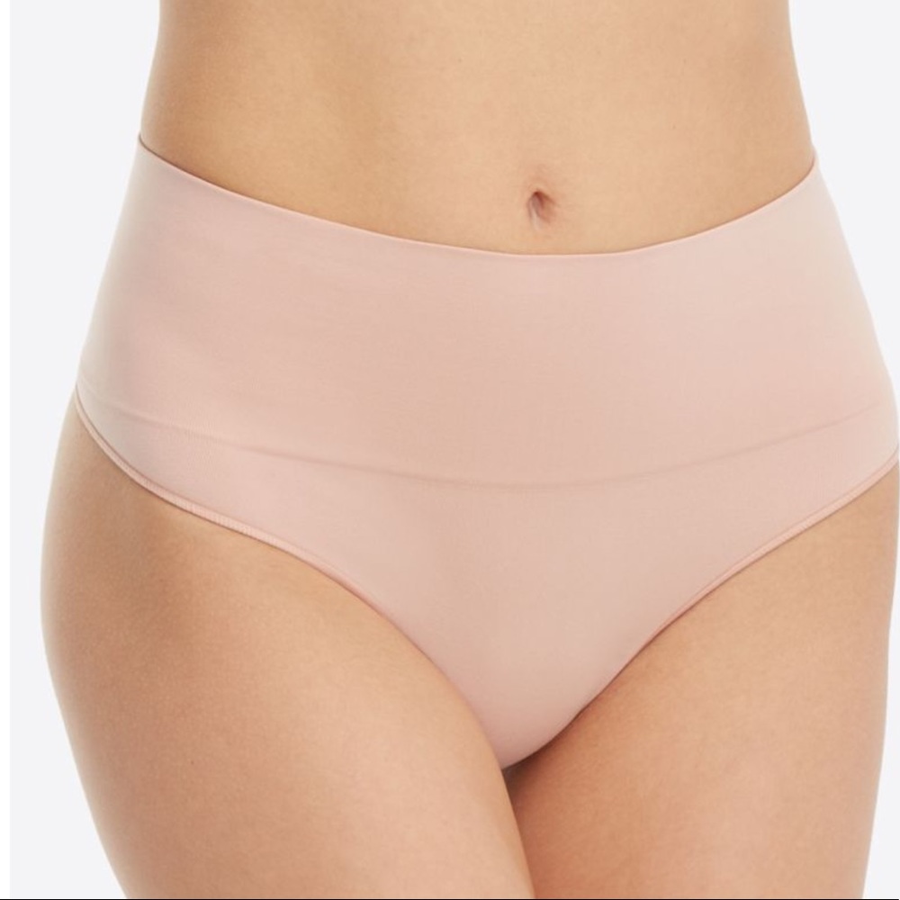 Spanx Everyday Shaping Panties Thong Sz M NWT